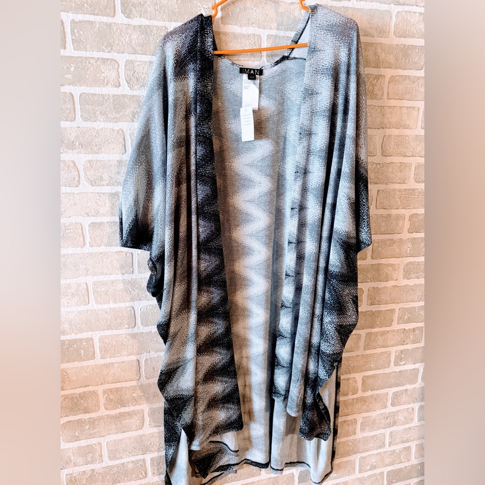 IMAN Black and Gray Textured Kimono